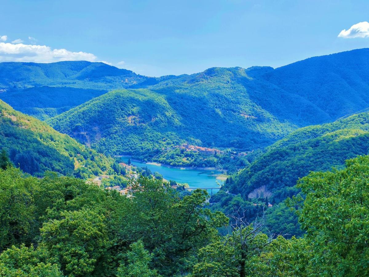 Hotel Palazzo Del Doma - Lake Vagli Vagli di Sotto Eksteriør billede