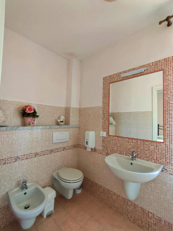 Hotel Palazzo Del Doma - Lake Vagli Vagli di Sotto Eksteriør billede
