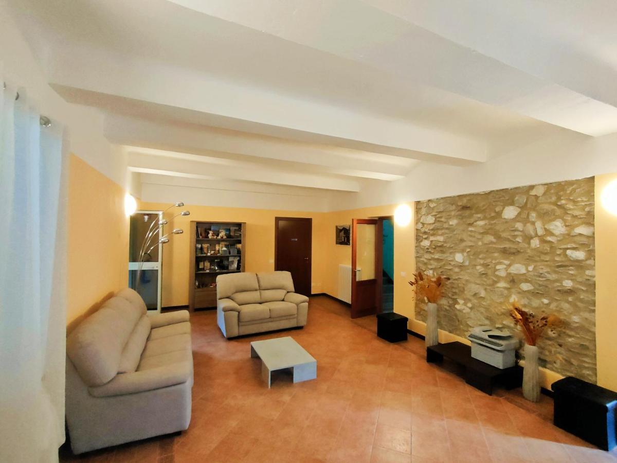 Hotel Palazzo Del Doma - Lake Vagli Vagli di Sotto Eksteriør billede