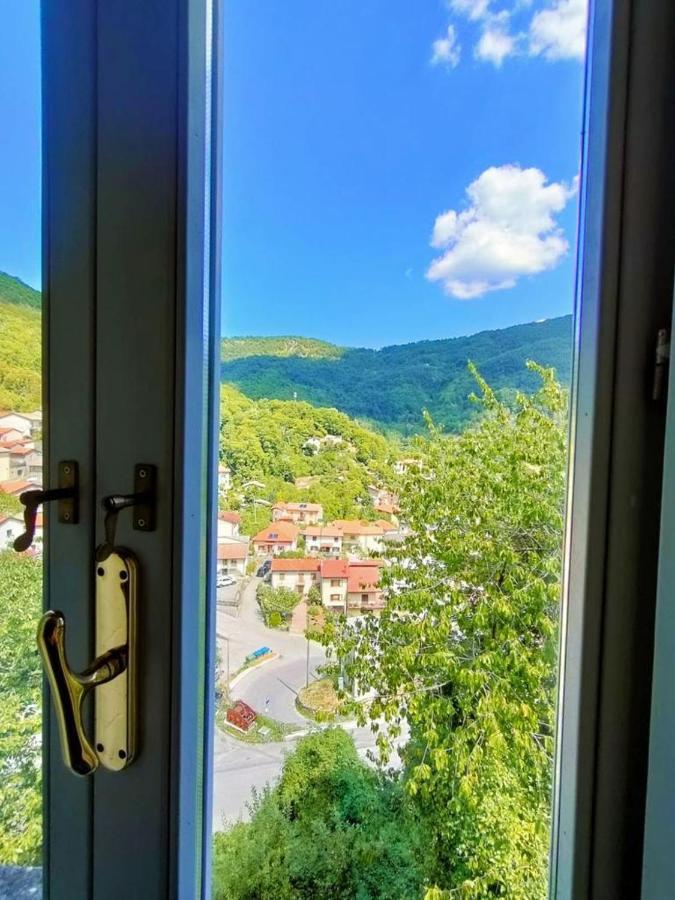 Hotel Palazzo Del Doma - Lake Vagli Vagli di Sotto Eksteriør billede