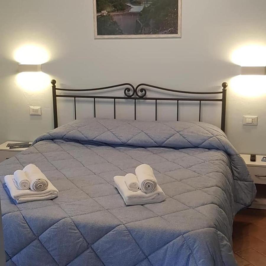 Hotel Palazzo Del Doma - Lake Vagli Vagli di Sotto Eksteriør billede